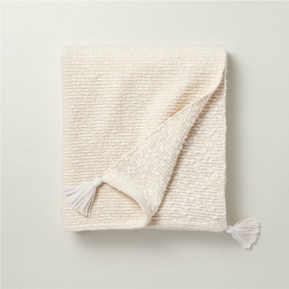 HEARTH & HAND NWT textured knit throw blanket -cream -50x60